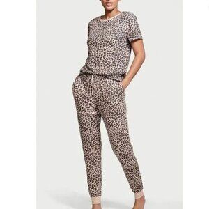 VS Waffle Tee and Jogger Set Pajama PJs p.j.s pj's p.j.'s Leopard Print XL NEW